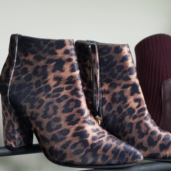 Leopard Boots - Picture 1 of 1
